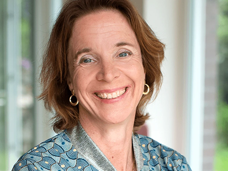 Dr. Stephanie Coßmann